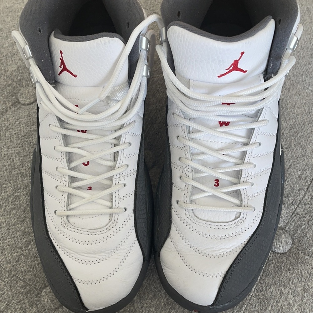 Jordan 12s great condition